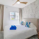Appartamento Residencial Verano Azul 21 Menyber